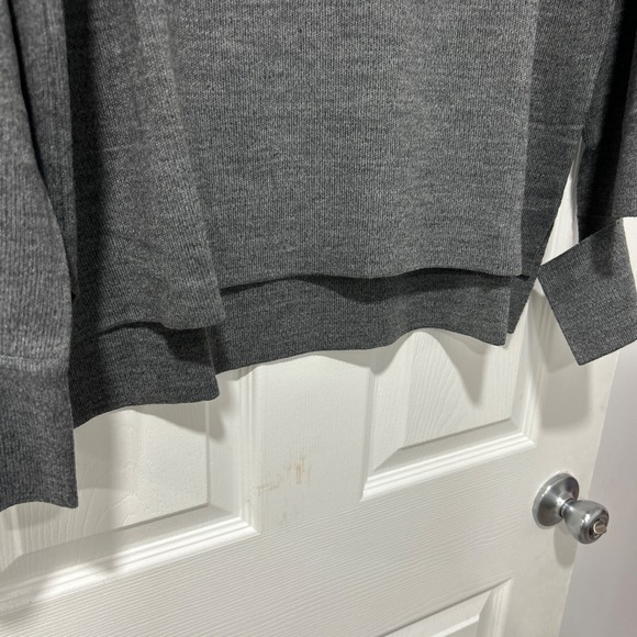 Evidnt NWT Mock Turtleneck Knit Sweater Top Medium Heather Gray Cut Sleeve - Picture 4 of 8